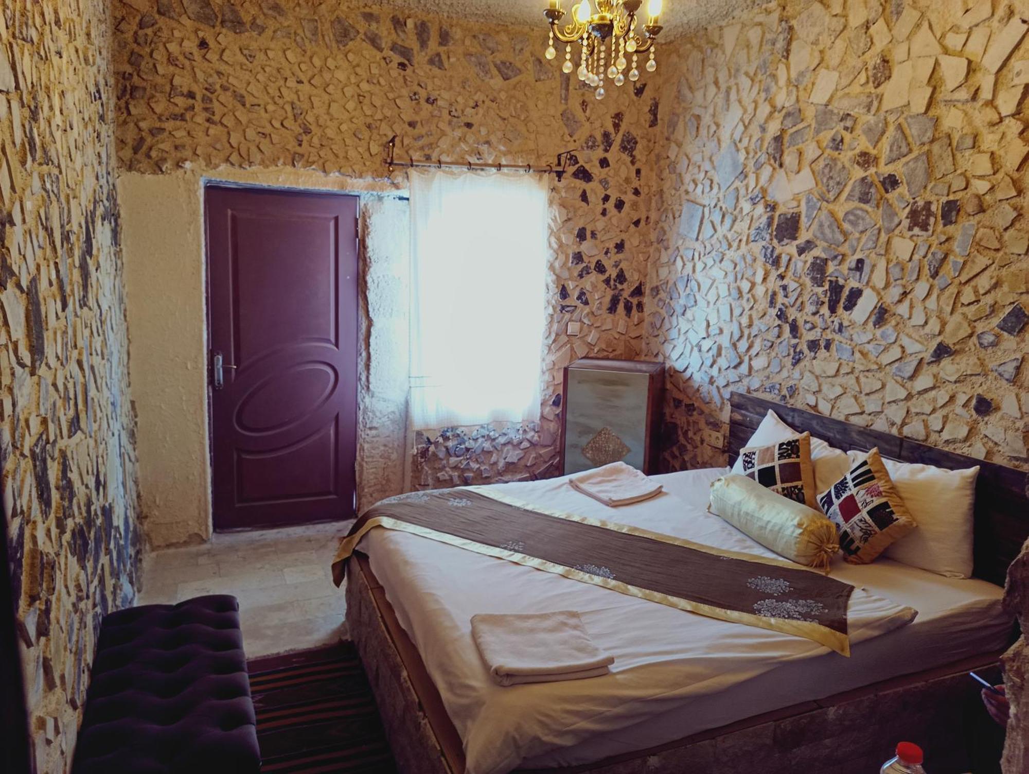 Hotel Stone Age Cappadocia à Nevşehir Extérieur photo