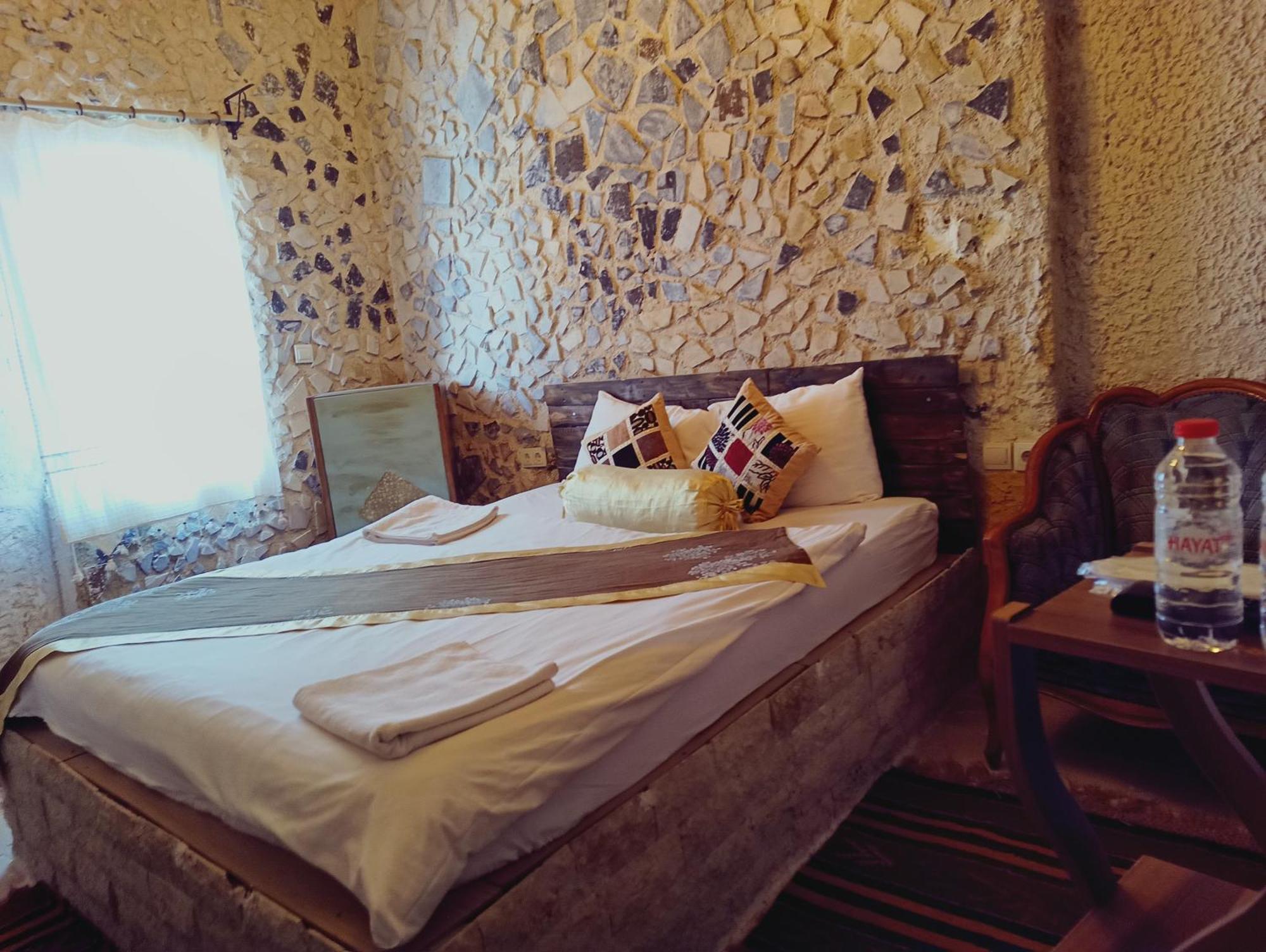 Hotel Stone Age Cappadocia à Nevşehir Extérieur photo
