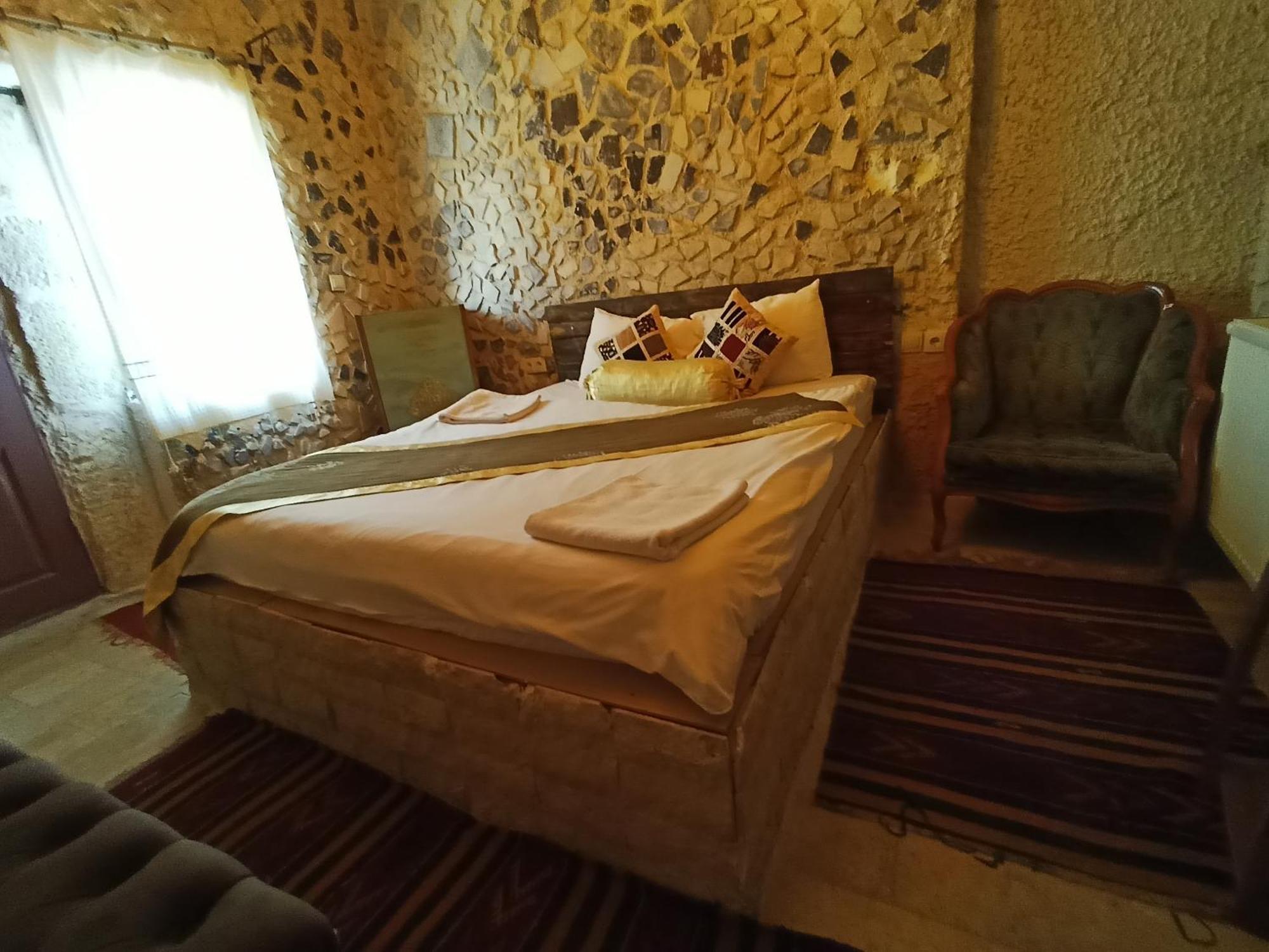 Hotel Stone Age Cappadocia à Nevşehir Extérieur photo