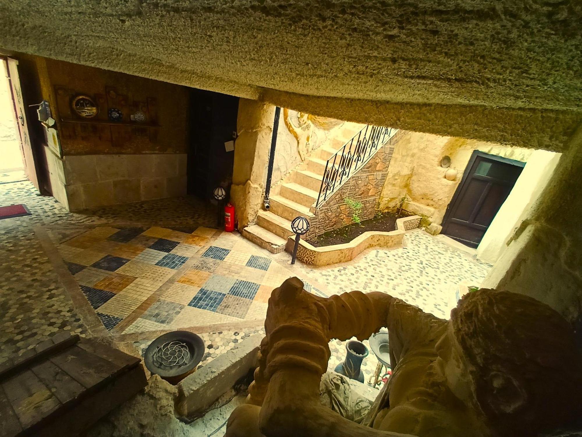 Hotel Stone Age Cappadocia à Nevşehir Extérieur photo