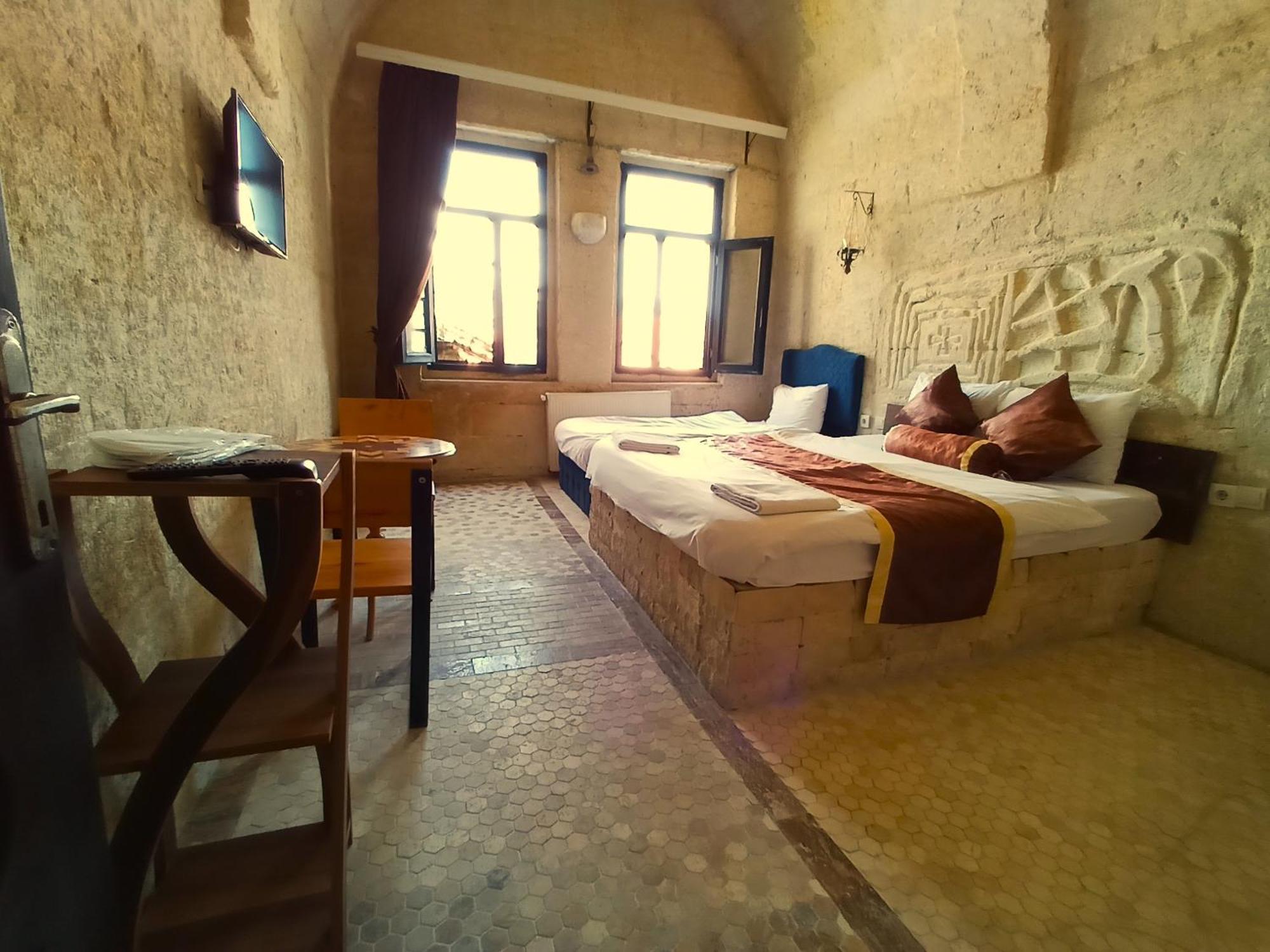 Hotel Stone Age Cappadocia à Nevşehir Extérieur photo